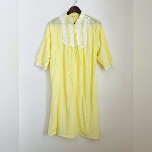 VINTAGE Nightgown